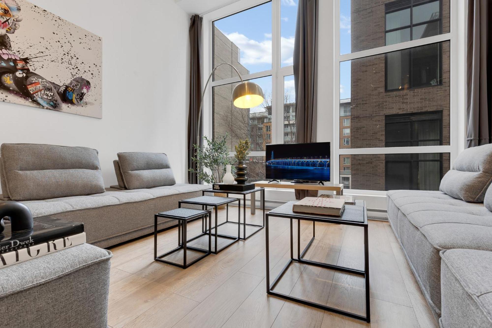 Liv Mtl Downtown Aparthotel มอนทรีอัล ภายนอก รูปภาพ
