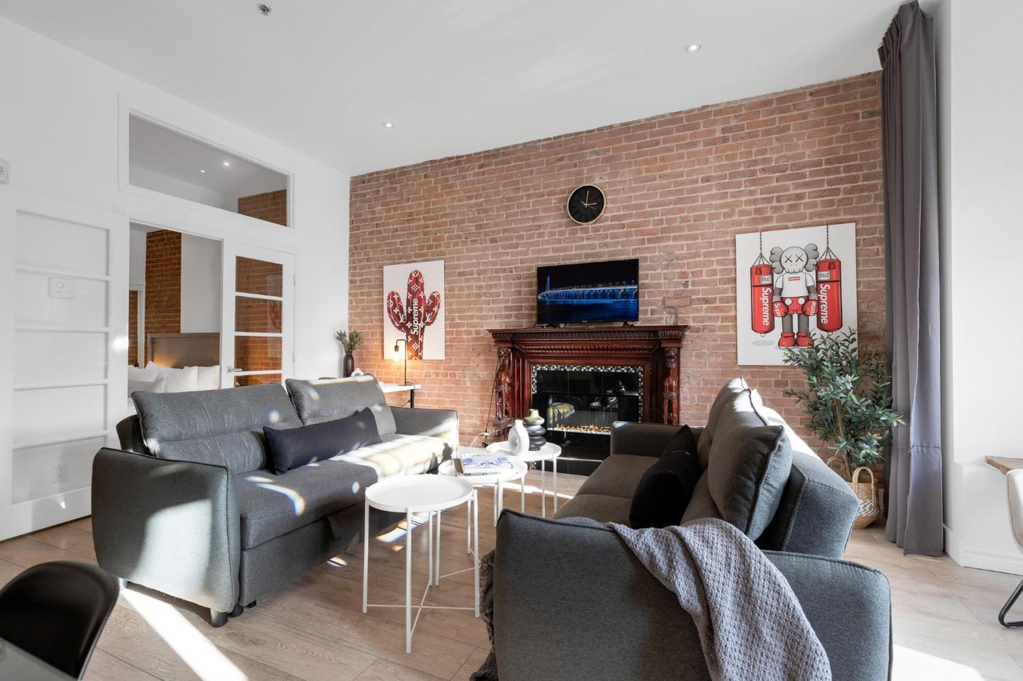 Liv Mtl Downtown Aparthotel มอนทรีอัล ภายนอก รูปภาพ