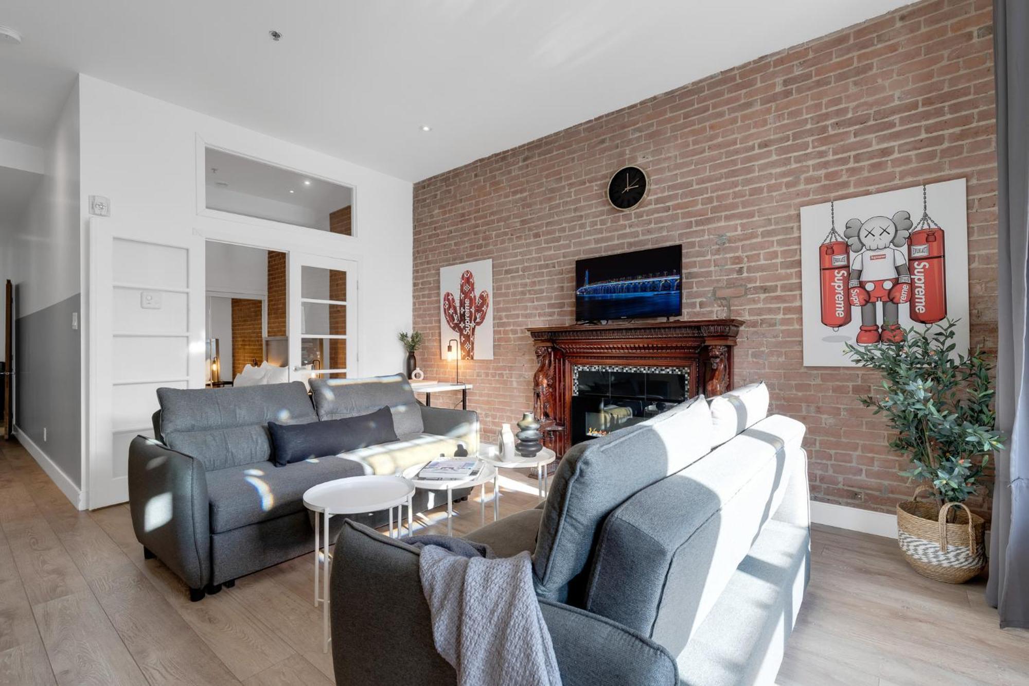 Liv Mtl Downtown Aparthotel มอนทรีอัล ภายนอก รูปภาพ