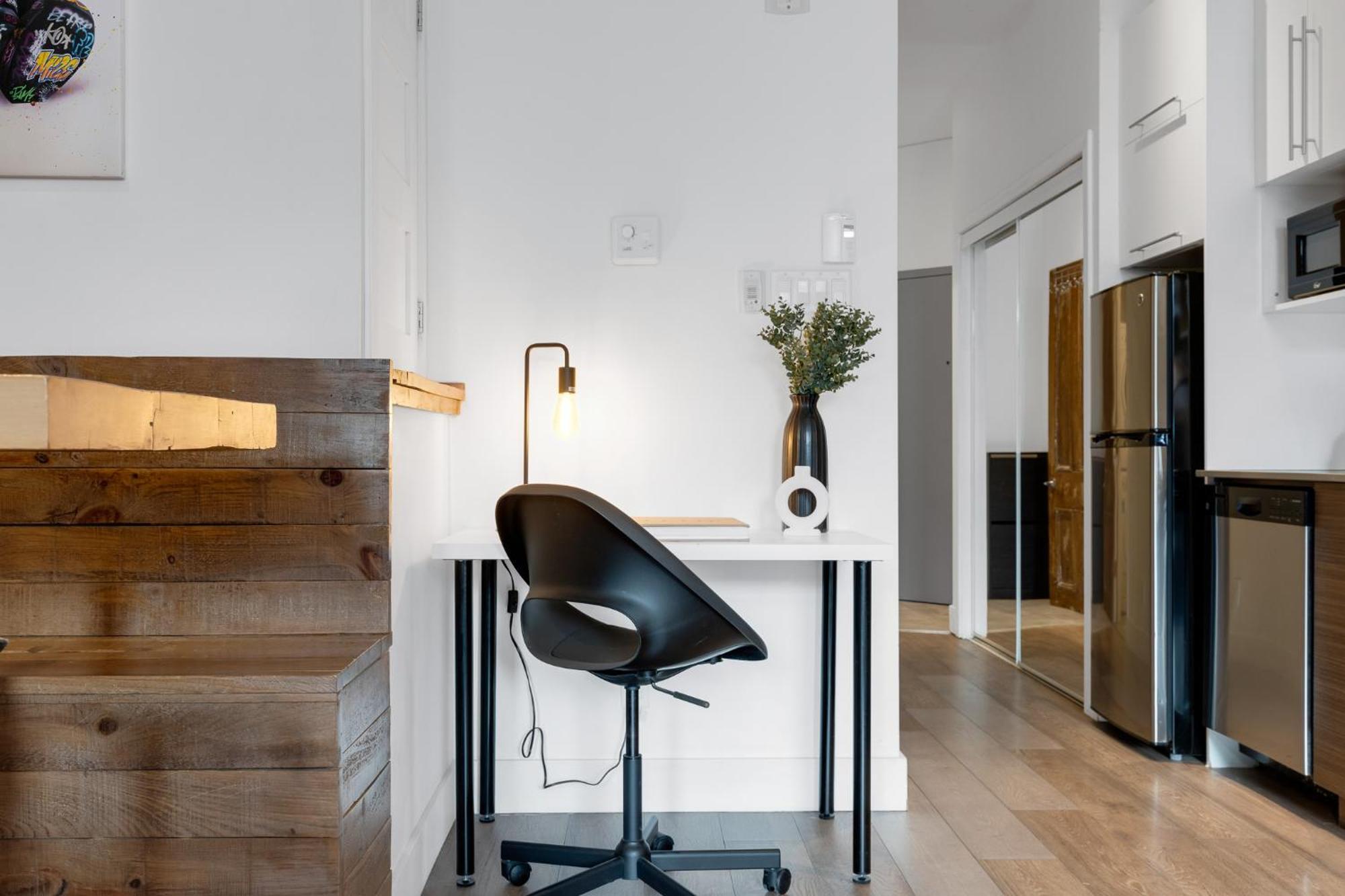 Liv Mtl Downtown Aparthotel มอนทรีอัล ภายนอก รูปภาพ