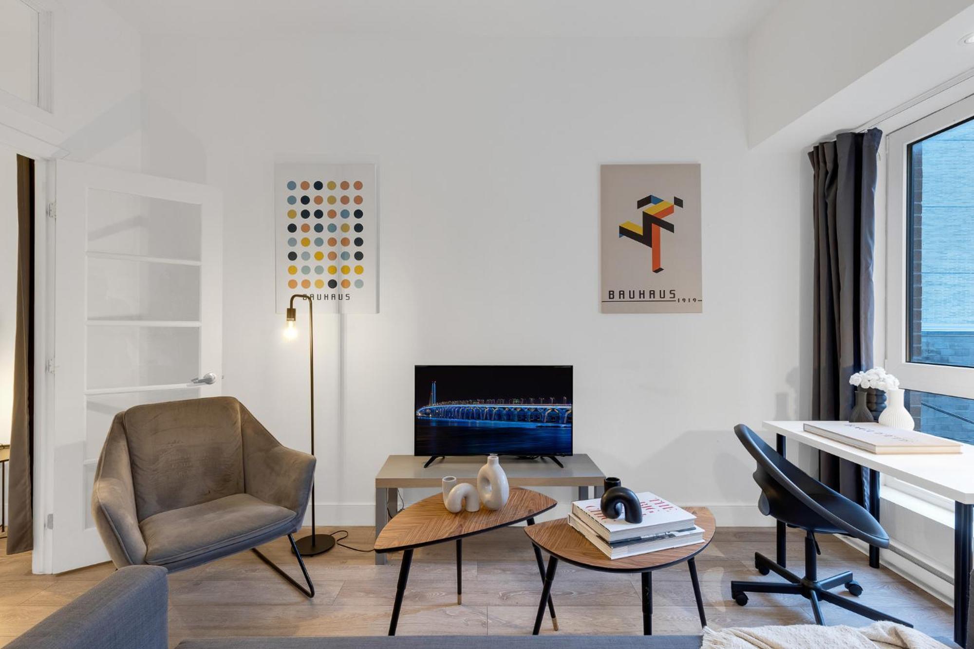 Liv Mtl Downtown Aparthotel มอนทรีอัล ภายนอก รูปภาพ