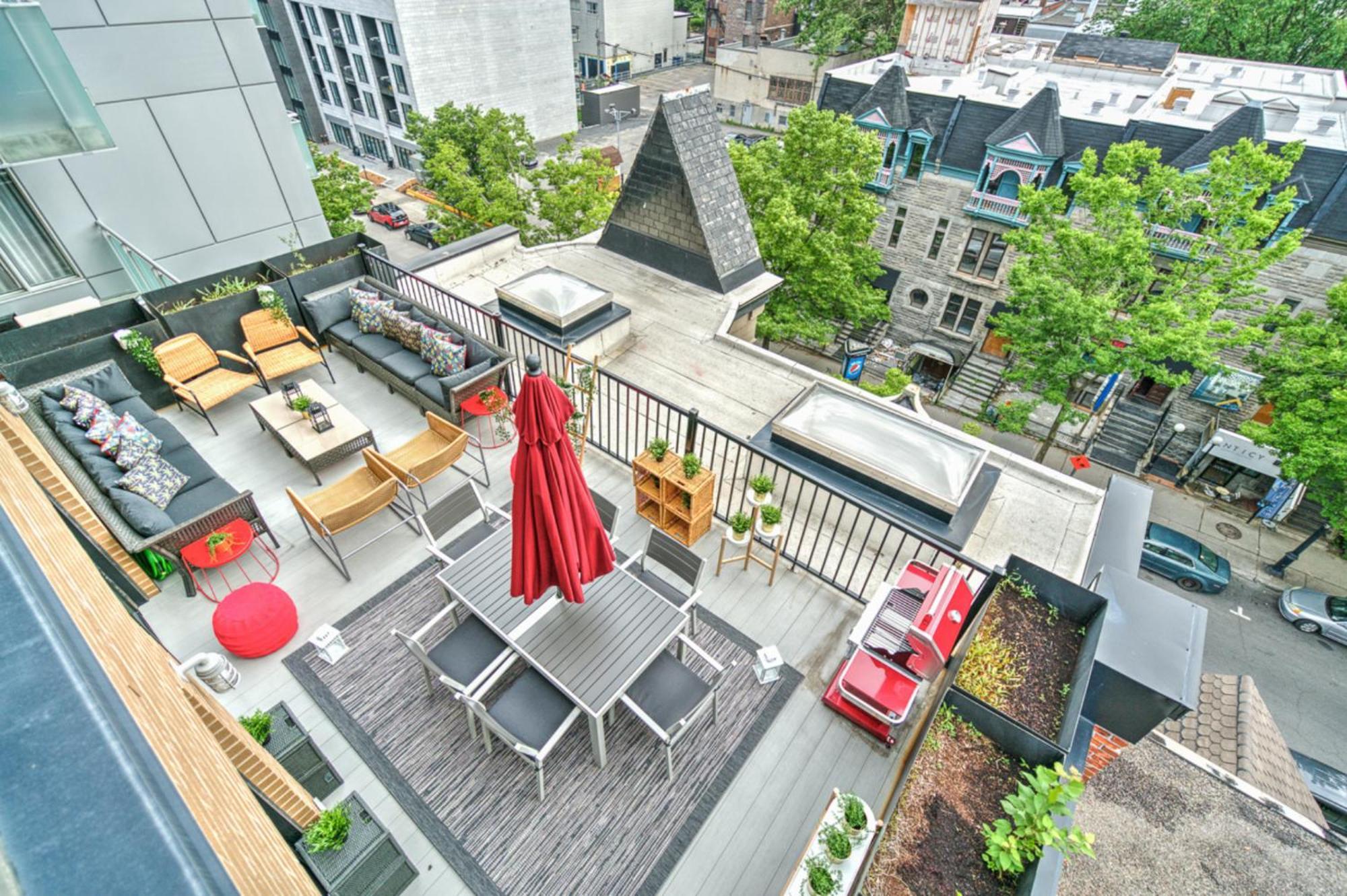 Liv Mtl Downtown Aparthotel มอนทรีอัล ภายนอก รูปภาพ